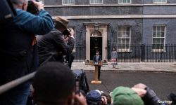 سوناك يستقيل من زعامة حزب المحافظين بعد الهزيمة الانتخابية